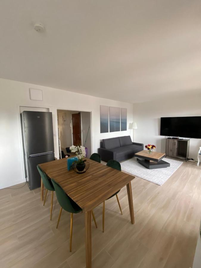 Grand Appartement Courbevoie Paris Extérieur photo