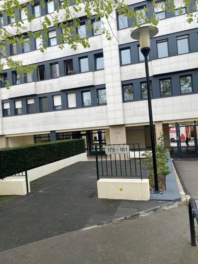 Grand Appartement Courbevoie Paris Extérieur photo
